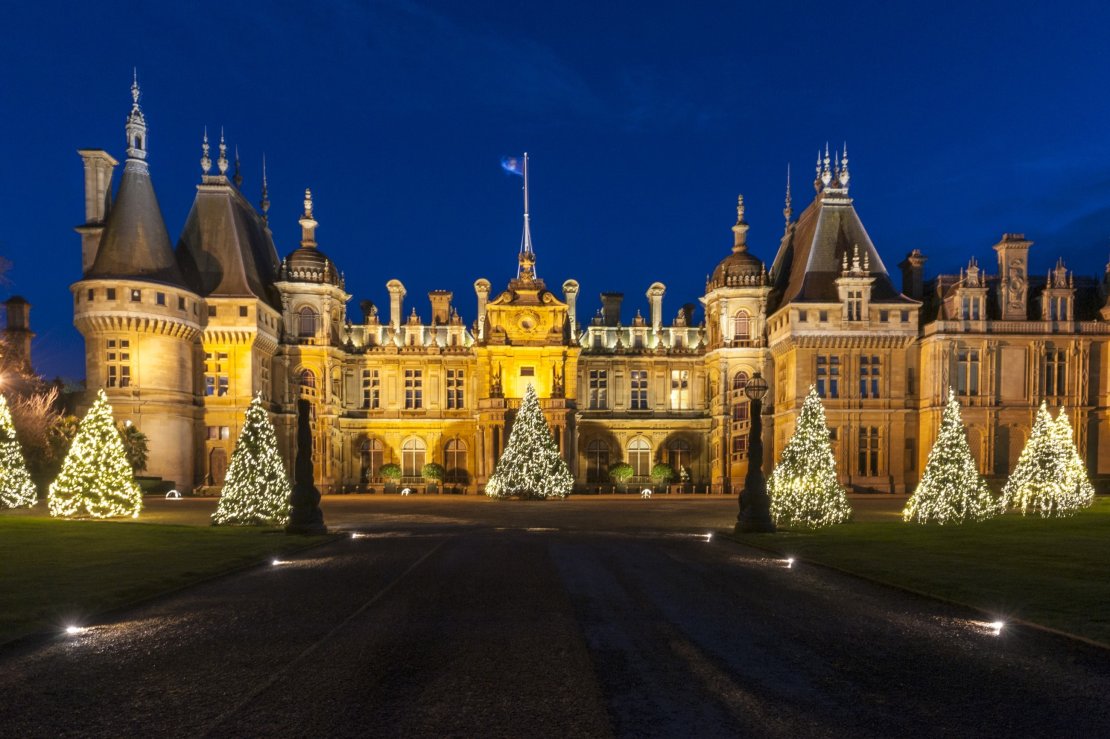 The Stately Homes that do Christmas Best