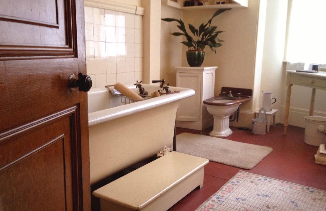 History of Bathrooms | The Victorian Emporium