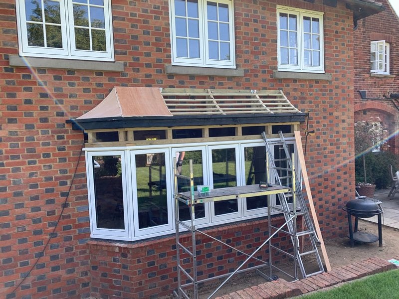 bay window roof framework
