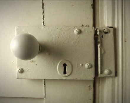 How To Use Victorian Door Rim Locks