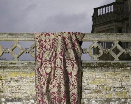 Choosing Victorian Curtain Fabrics