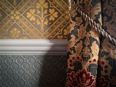 Victorian wallpaper gold and grey