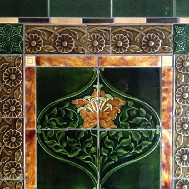 What are the Right Victorian House Tiles?