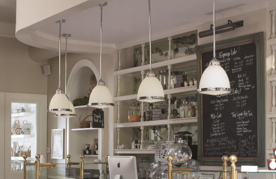 Traditional Restaurant lighting