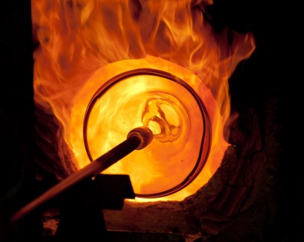 History of glass and mirrors