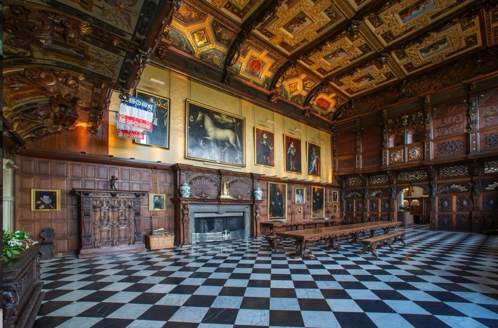hatfield house ceiling