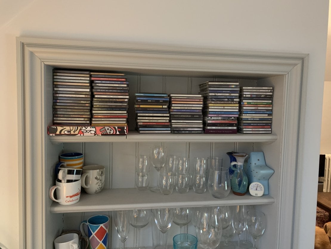 architrave around shelves