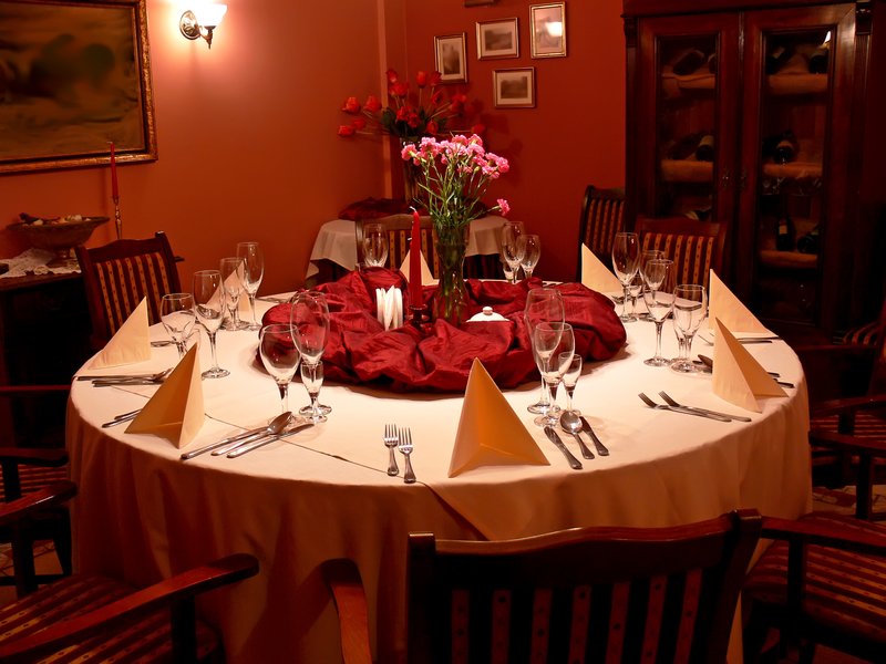 Red victorian dining room