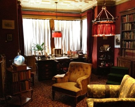 Victorian and period style lighting – how to achieve the authentic Victorian effect Victorian and period style lighting – how to achieve the authentic Victorian effect