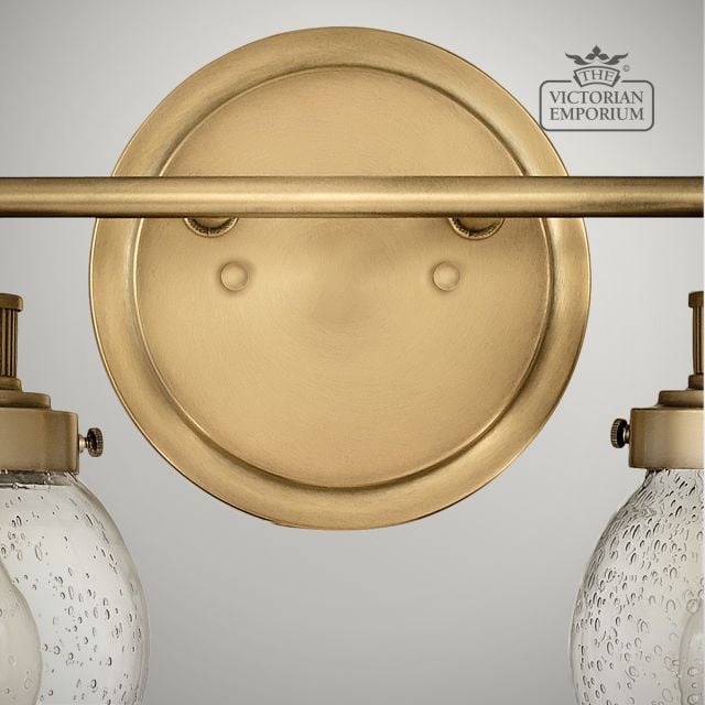 Poppy Double Bathroom Wall Light In Heritage Brass Qn Poppy2 Hb Bath Detail1