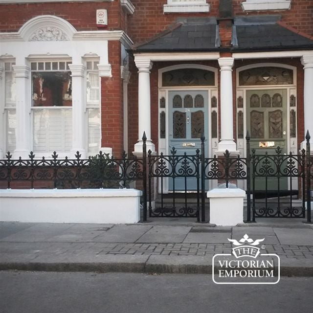 Victorian Terrace Garden Gate (traditional solid cast iron)