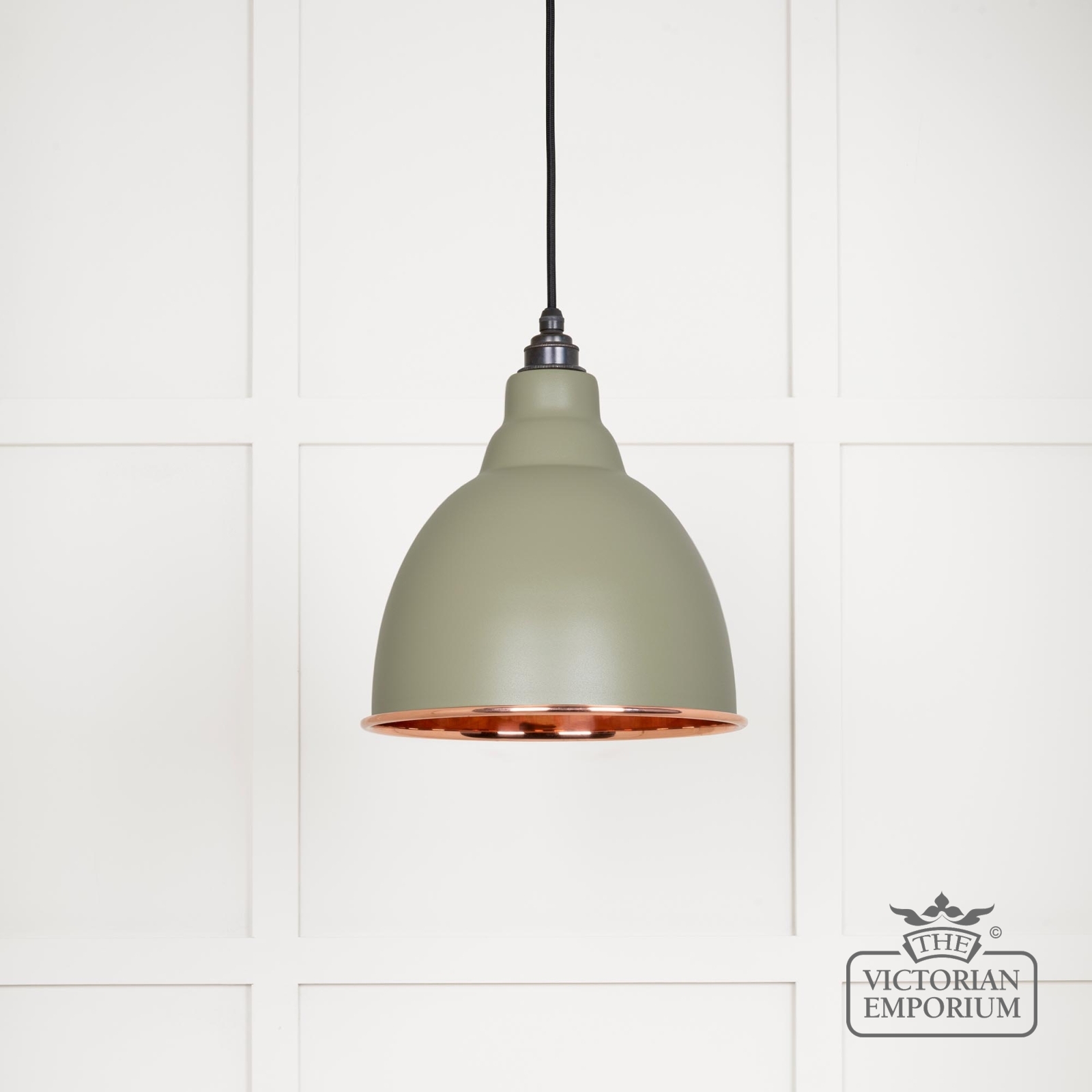 Brindle pendant light in smooth copper with tump exterior