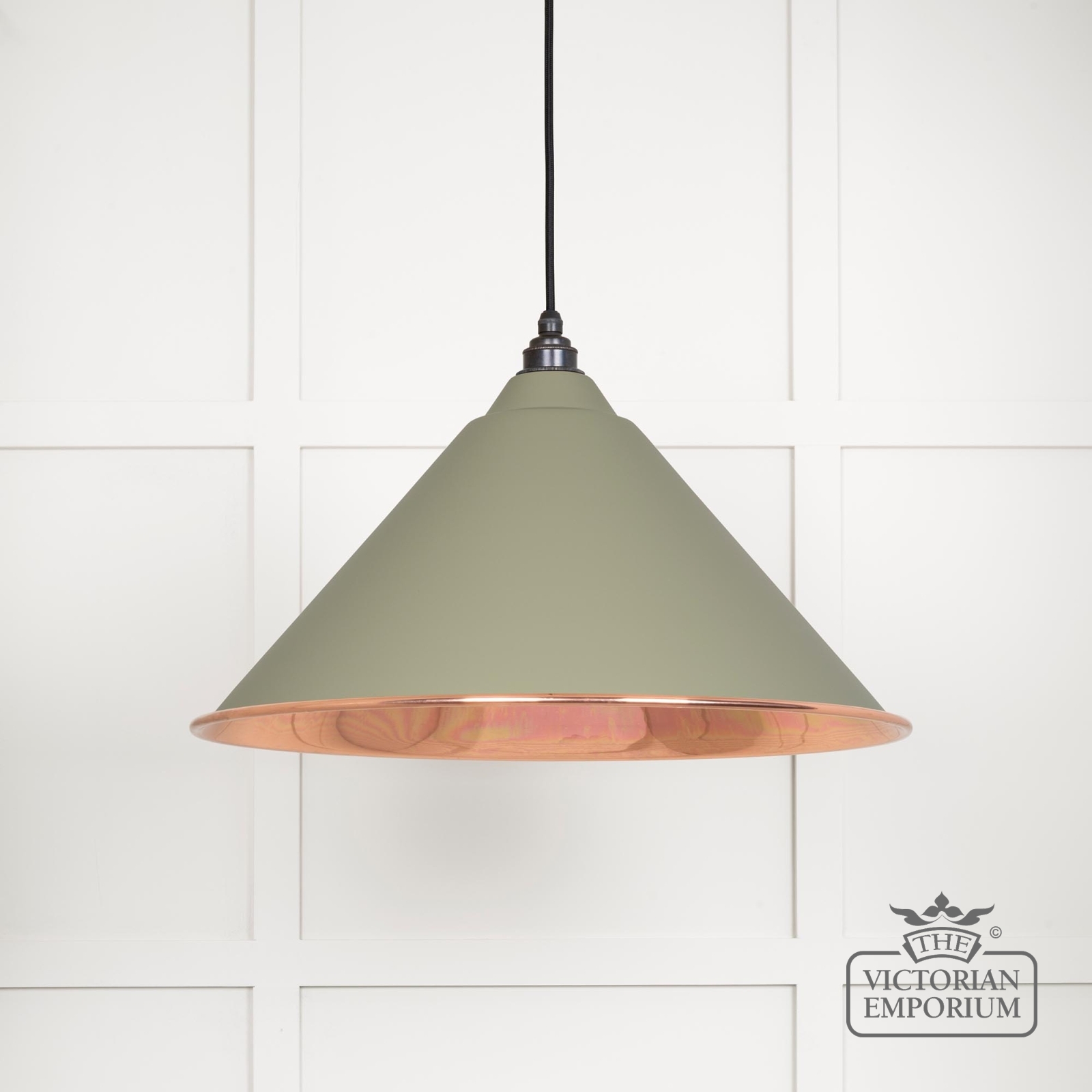 Hockliffe Pendant Light in Tump and Smooth Copper