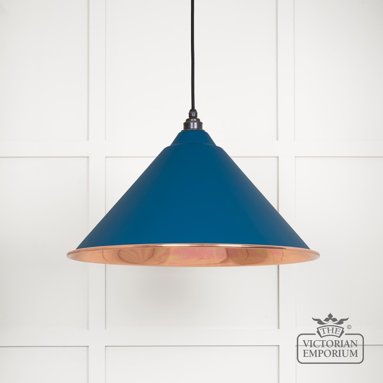 Hockliffe pendant light in Upstream and smooth copper