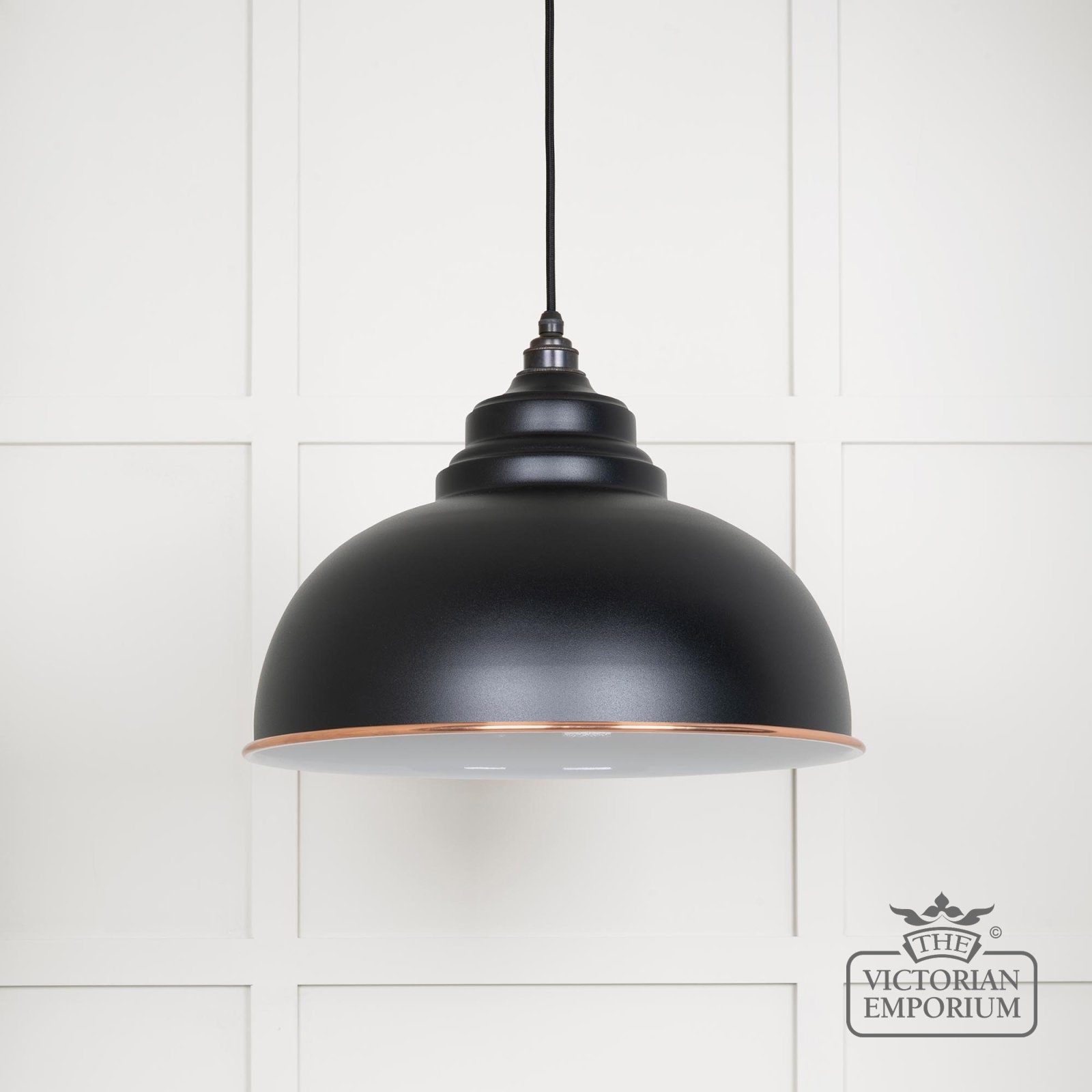 Harlow pendant light in Black with white gloss interior