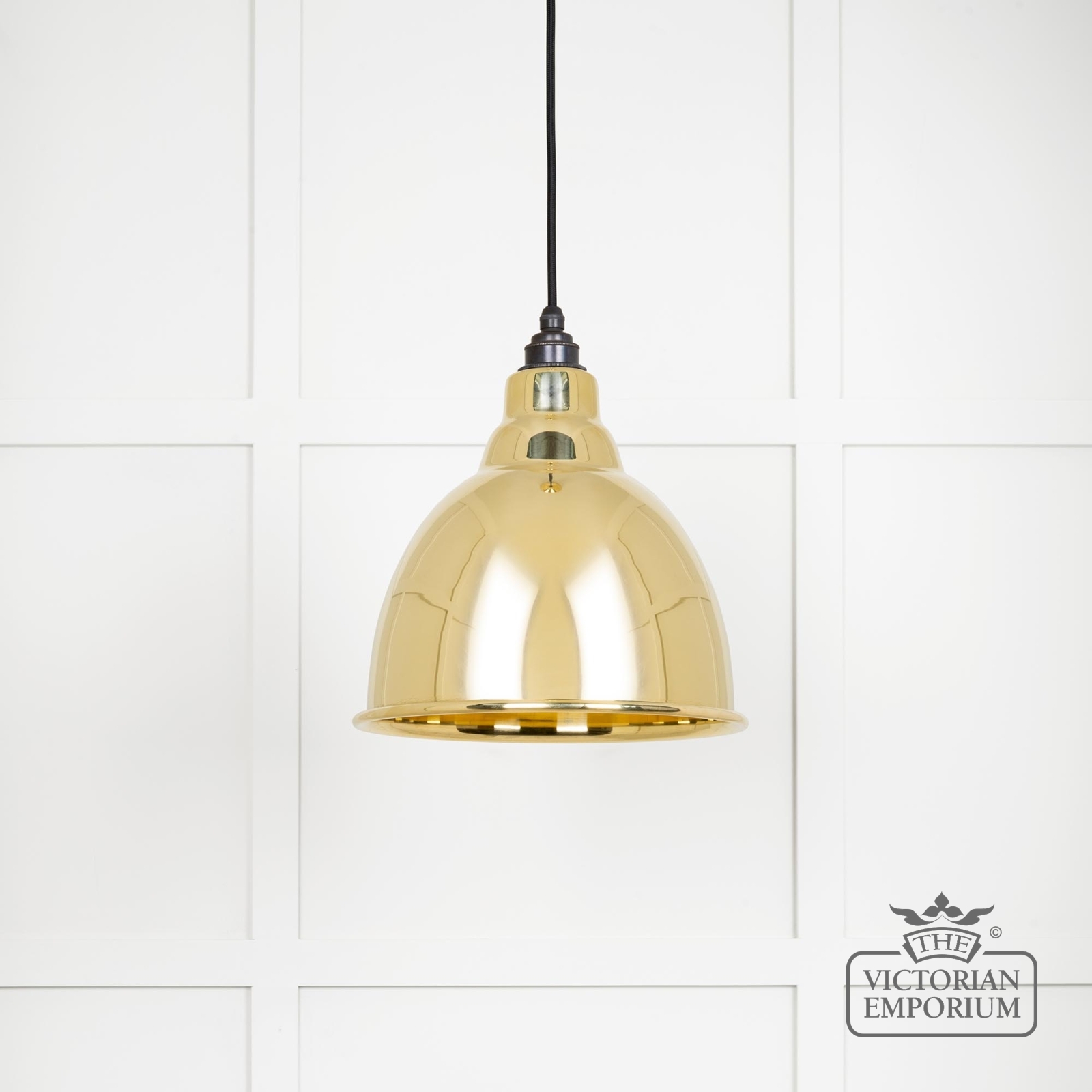 Brindle pendant light in Smooth brass finish