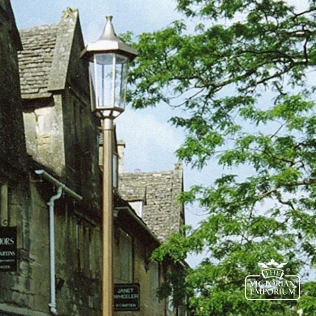Lampostacrop 01