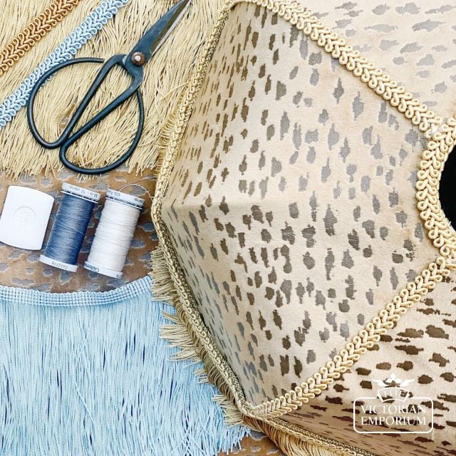 Fringed Lampshade Ritz Rz02