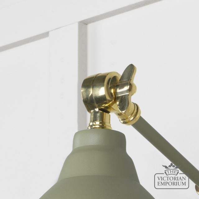 Brindle Wall Light In Hammered Brass With Tump Exterior 49719stu 4 L