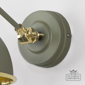 Brindle Wall Light In Hammered Brass With Tump Exterior 49719stu 5 L
