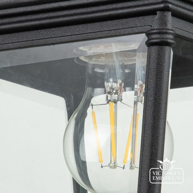 Bay View Medium Wall Light In Black 2m Bk Detail 1