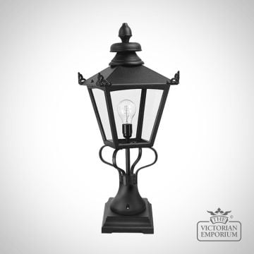 Grampians pedestal lantern