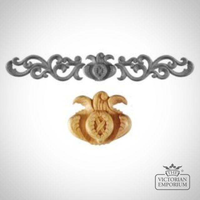 Pn542 Carved Wooden Centre Piece For Frieze Made In Pine 300x300