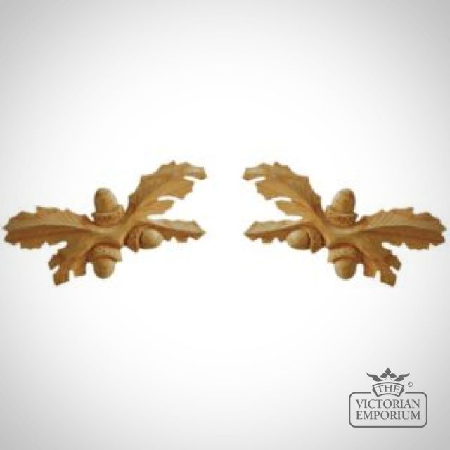 Pn965 Large Oakleaf With Three Acorns Pine Bedrooms Or Dining Rooms 300x300 (1)