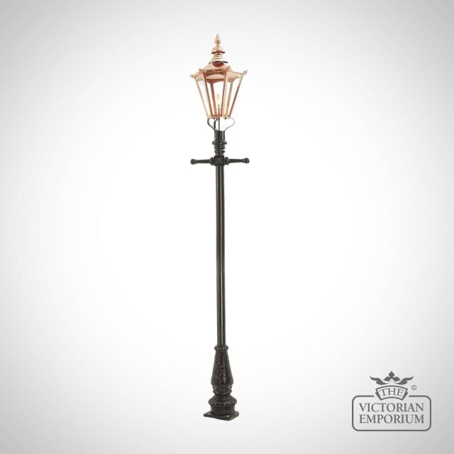 Victorian Garden Lamp Post (style 4)