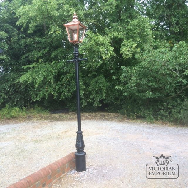 Victorian Outdoor Light