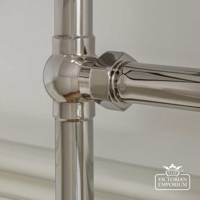 Beaulieu 5 Bar Chrome Detail V1