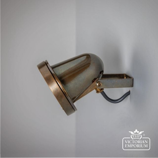 Mlosl003 Thames Outdoor Spotlight4