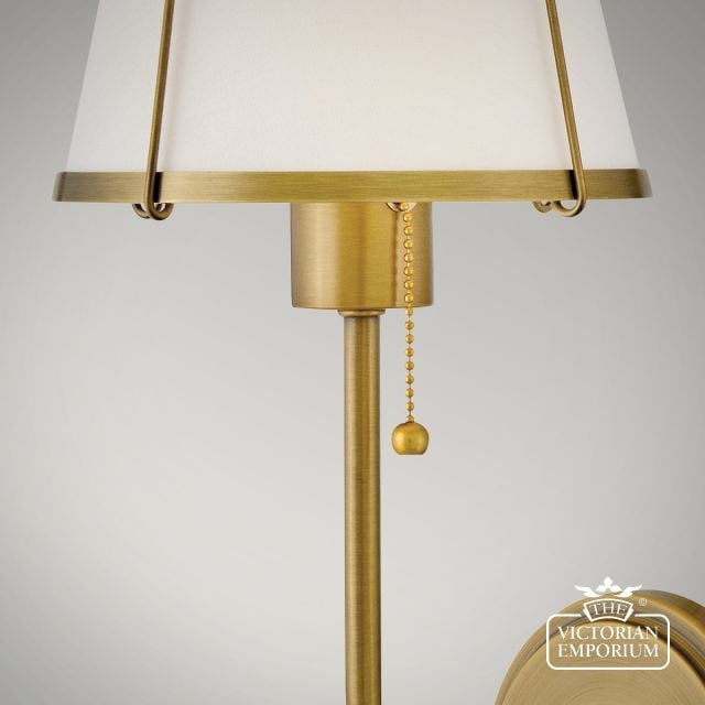 Hk Clarke1 Dbr Ow Detail2