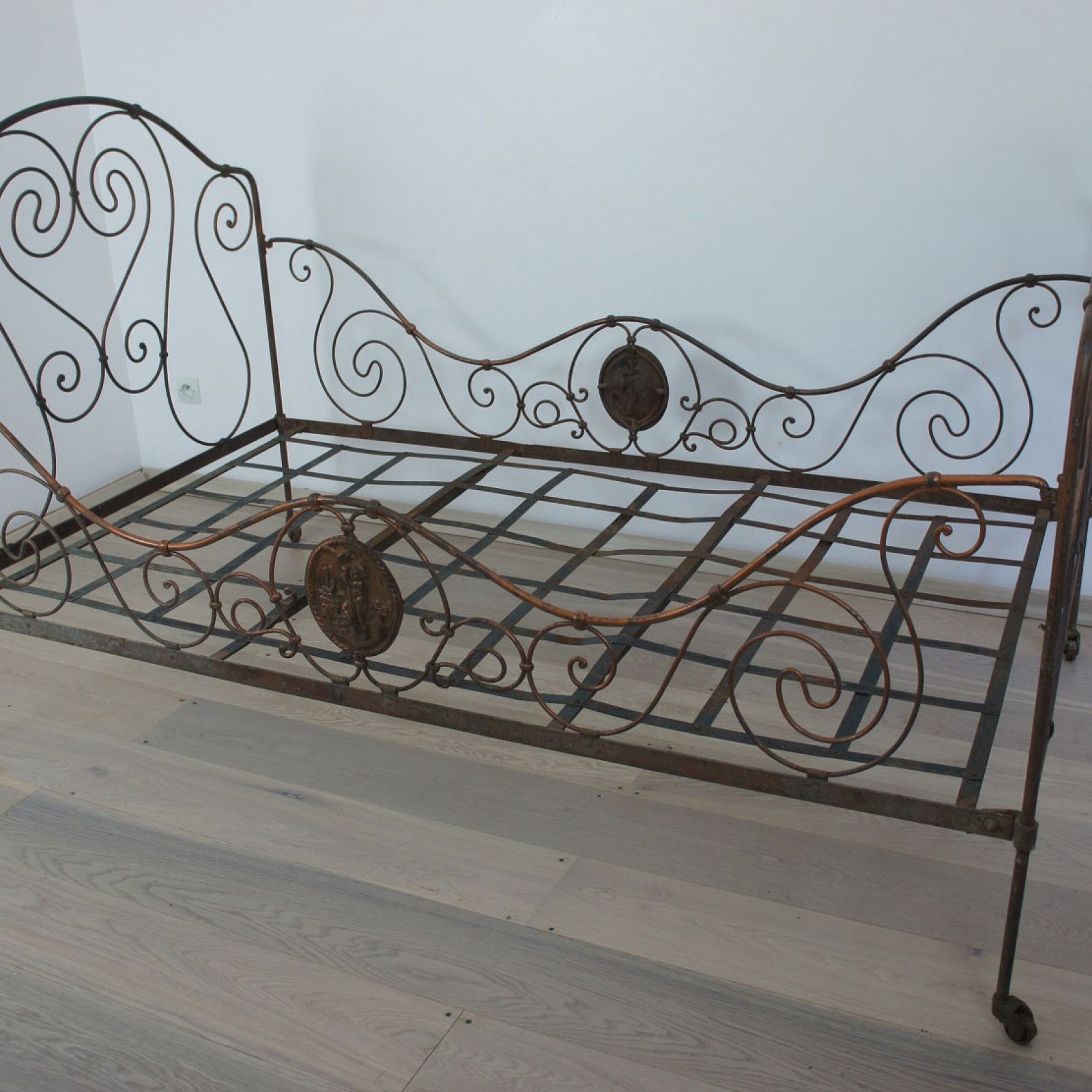 French Wrought Iron Day Bed. Beds