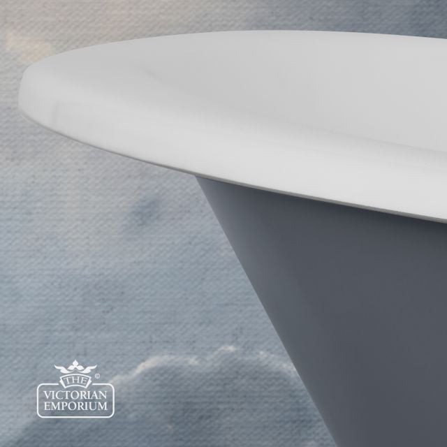 Rolltop Bath Marlowe Close Up 1