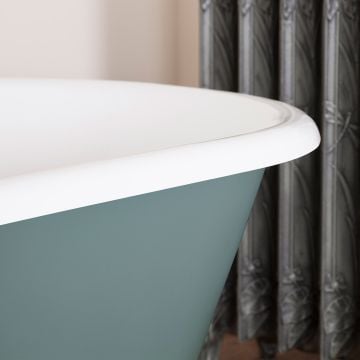 Enamel Rolltop Bath With Nickel Exterior And  Interior Traditional Victorian 19thcentry  Old Classical Decorative Hur015 Close Up 1 Bisley