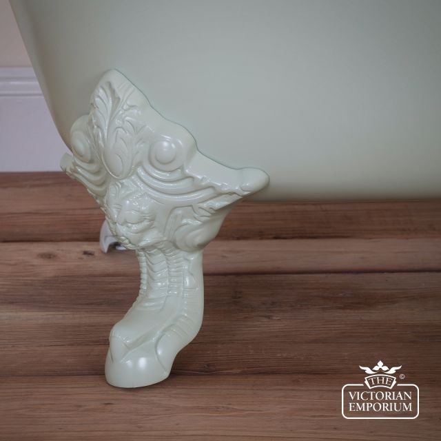 Enamel Rolltop Bath Feet Griffin Claw And Ball Traditional Victorian 19thcentry  Old Classical Decorative Hur034 Close Up 1 Belvoir