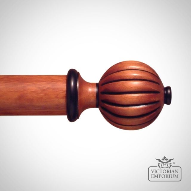 Hand Decorated Traditional Stained Fluted Ball Finial