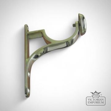 05 Classical Victorian Pole Bracket