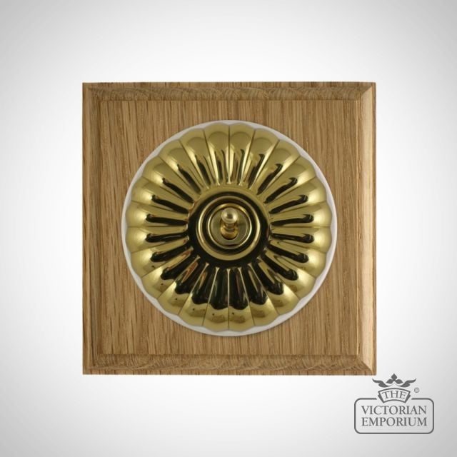 X1gang Single Toggle Period Light Switch Fluteted Brass Polished White Light Oak Base