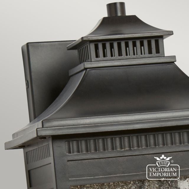 Livingstone Large Wall Lantern In Bronze 3 Light Qz Livingston2 L Detail1