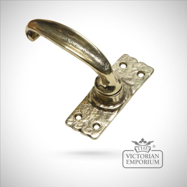 Cast brass plain handle with short plate