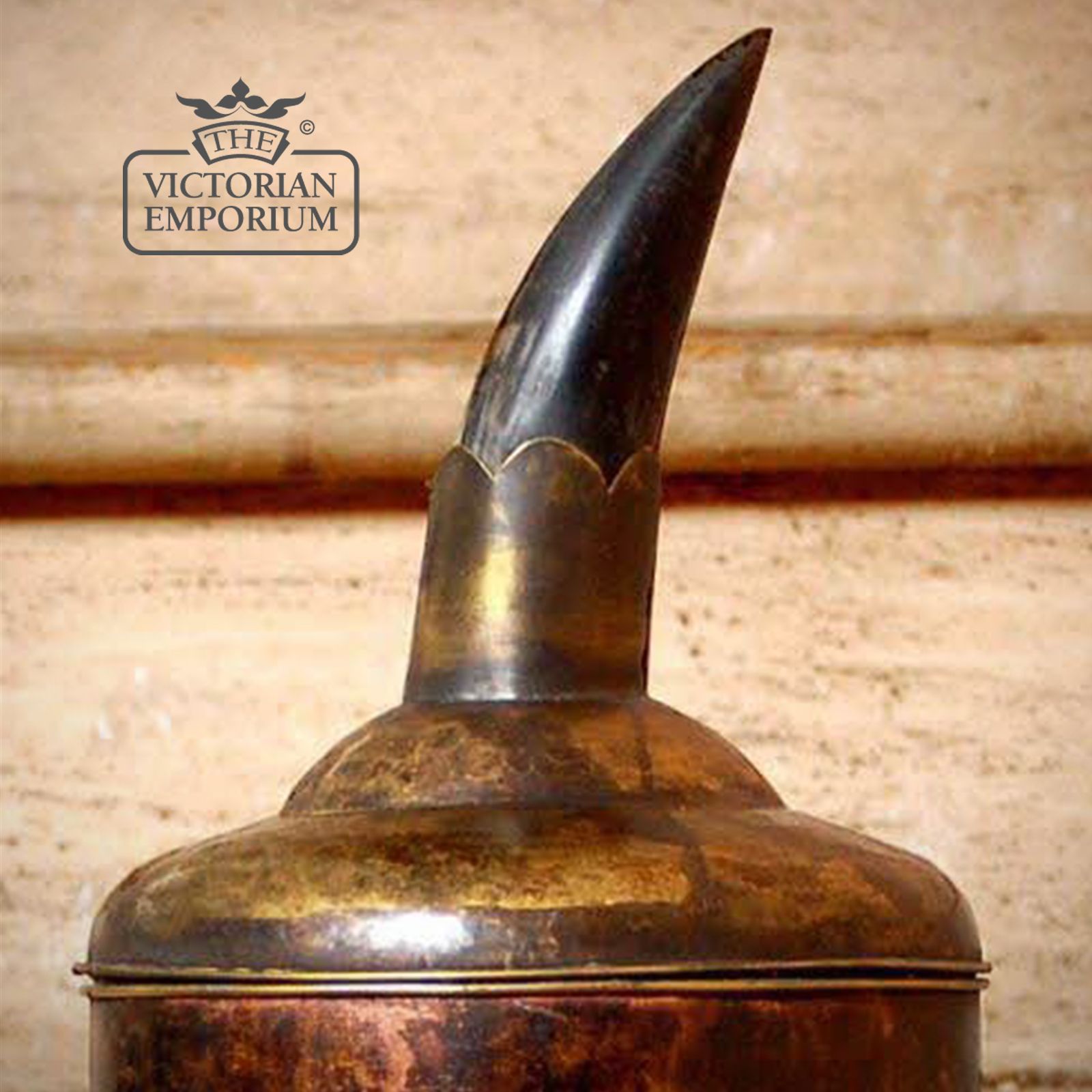 Tall hammered box with cowhorn handle