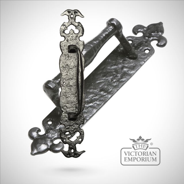 Traditional Cast Door Furniture Door Handles Old Classical Victorian Decorative Reclaimed Ve2173b