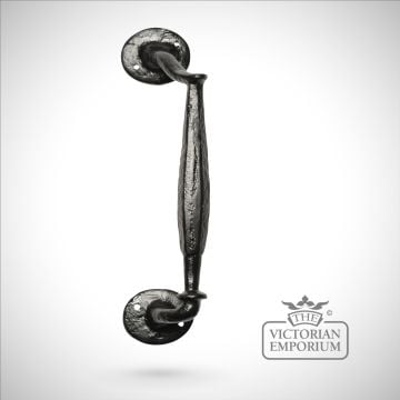 Black iron handcrafted pull door handle - Style 4
