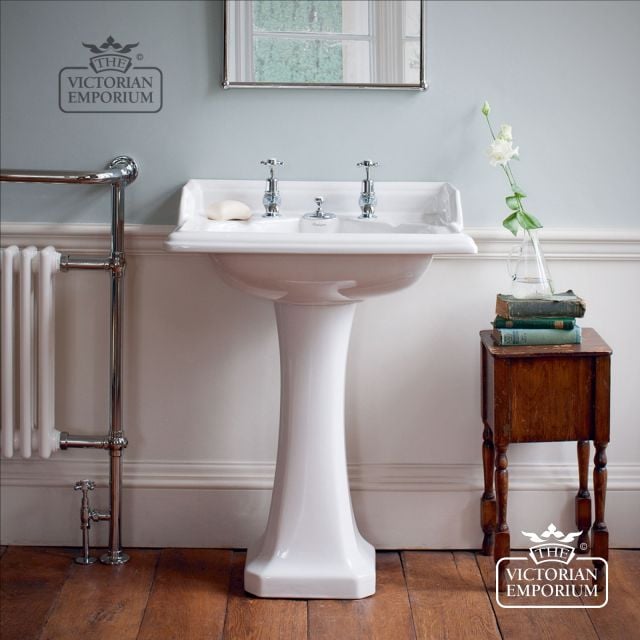 Basins And Pedestal Classic Classic Round Invisible Insitu 031