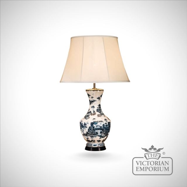 Tall Blue Willow Pattern lamp