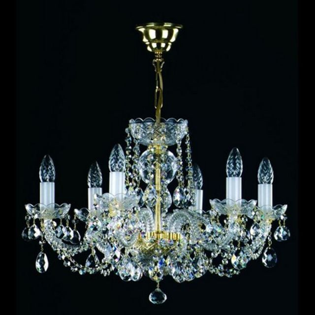 Traditional chandelier with pear shaped droplets