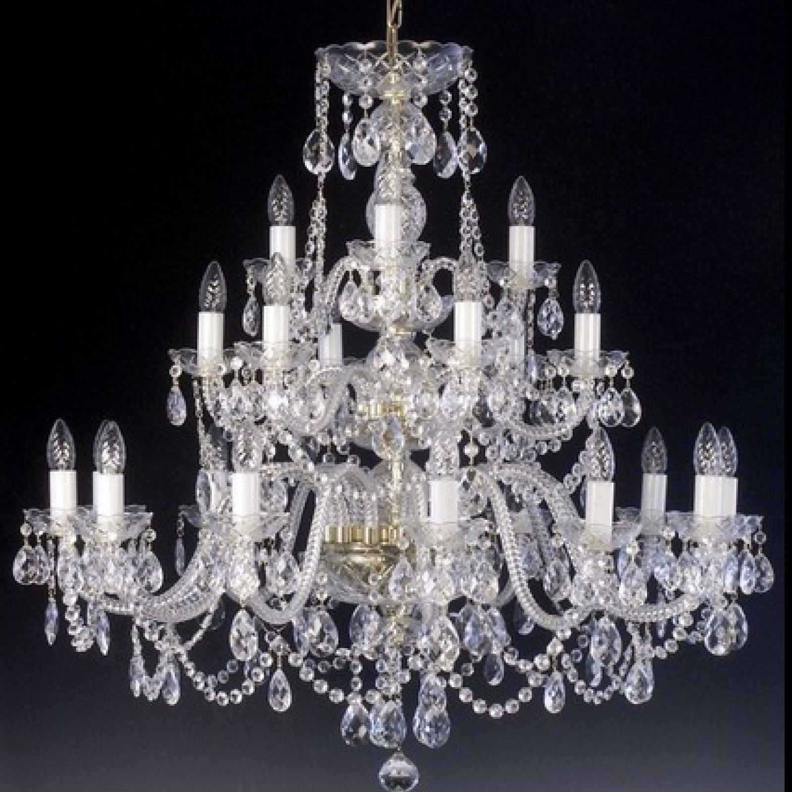 Stunning 21 arm chandelier