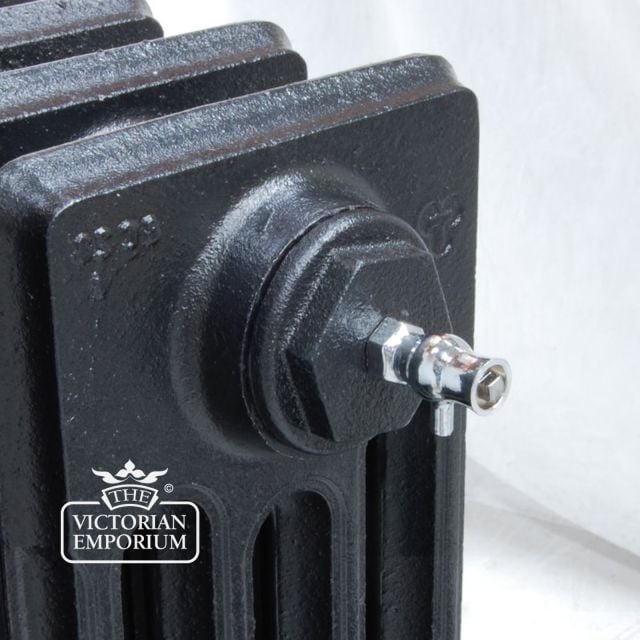 Manual Radiator Valve For A Cast Iron Radiator Radiator Chrome Bleed Valve W Av Trad C Alt001 800